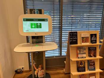 Bildet kan inneholde: elektronisk enhet, skjermenhet, teknologi, dings, flatskjerm.