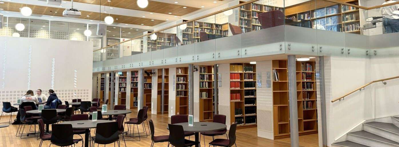Bilde fra et bibliotek